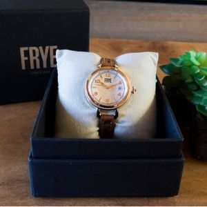 NWT! GENUINE LEATHER QUARTS Frye womens watch
